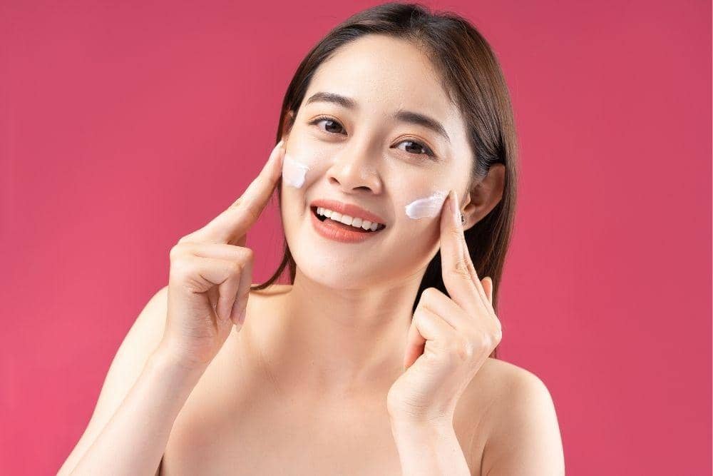 Cara Merawat Kulit Setelah Chemical Peeling / Freepik.com