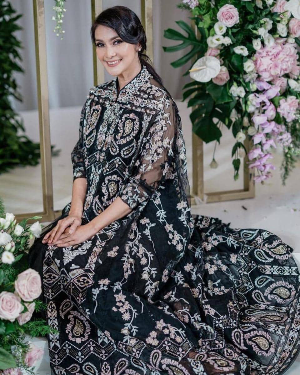 instagram.com/maudykoesnaedi