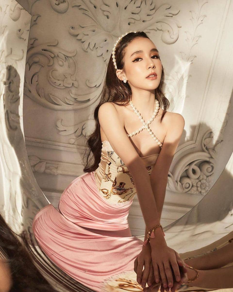 instagram.com/yoshirinrada