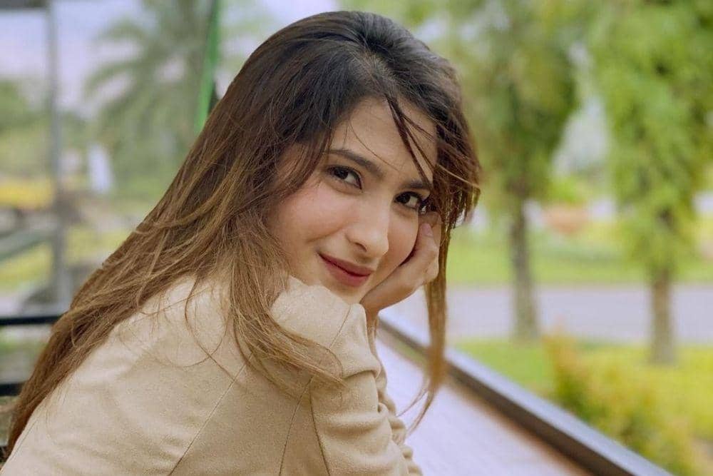 instagram.com/shirinsafira