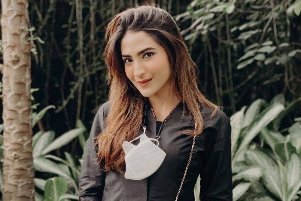 instagram.com/shirinsafira