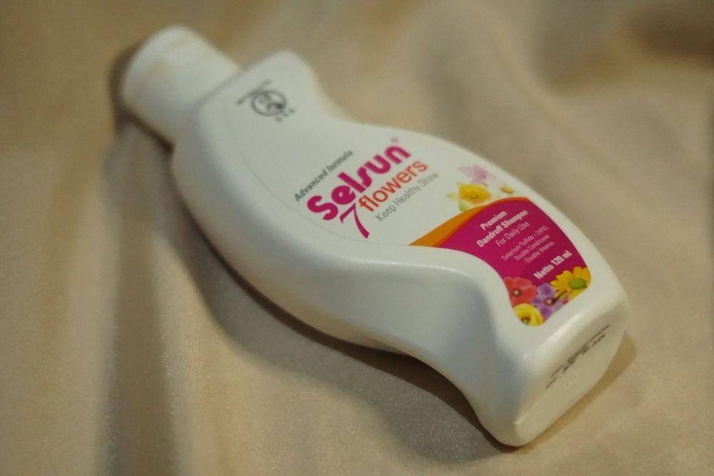 Review: Selsun 7 Flowers Shampoo, Bikin Ketombe dan Gatal Kabur