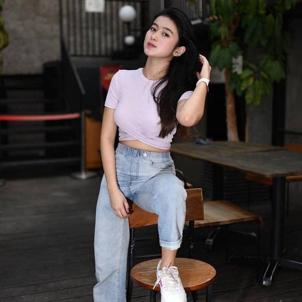 instagram.com/nazwaft.07