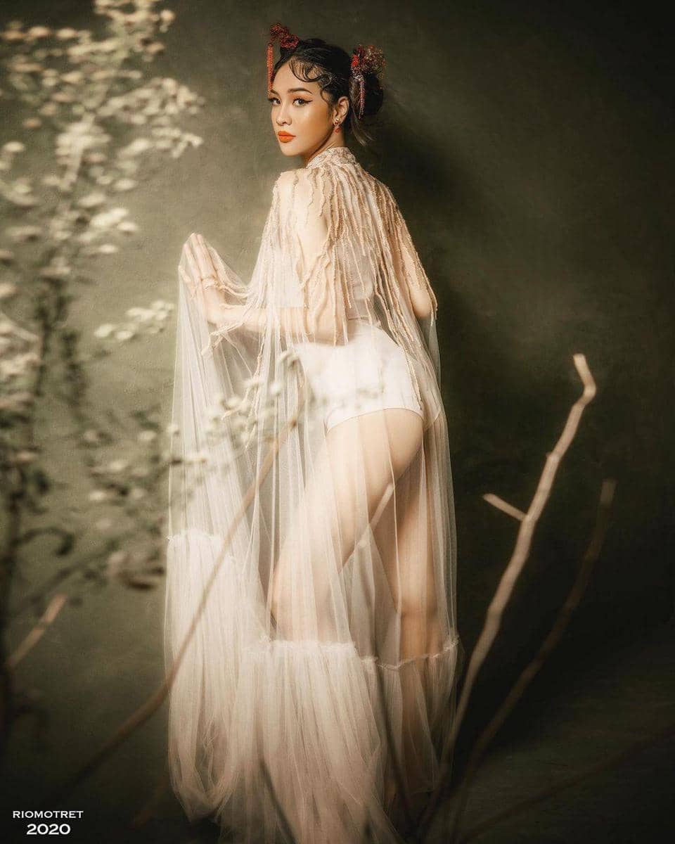 instagram.com/anyageraldine