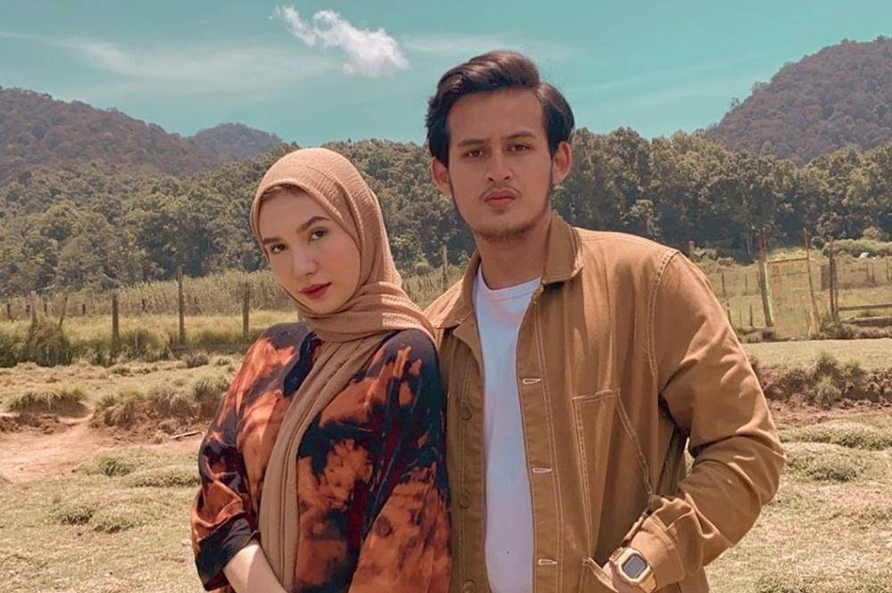 Jadi Mualaf, Ini 7 Gaya Pacaran Selebgam Daniella Kharishma & Kekasih