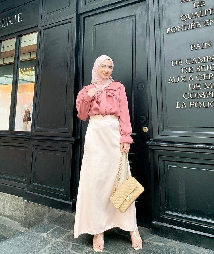 instagram.com/oliviafindas