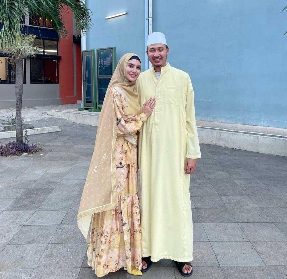 Instagram.com/kartikaputriworld