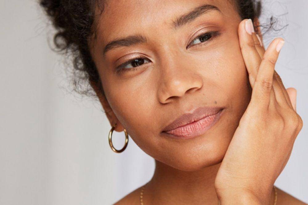 5 Tips Memakai Retinol yang Tepat Agar Kulit Terhindar dari Breakout