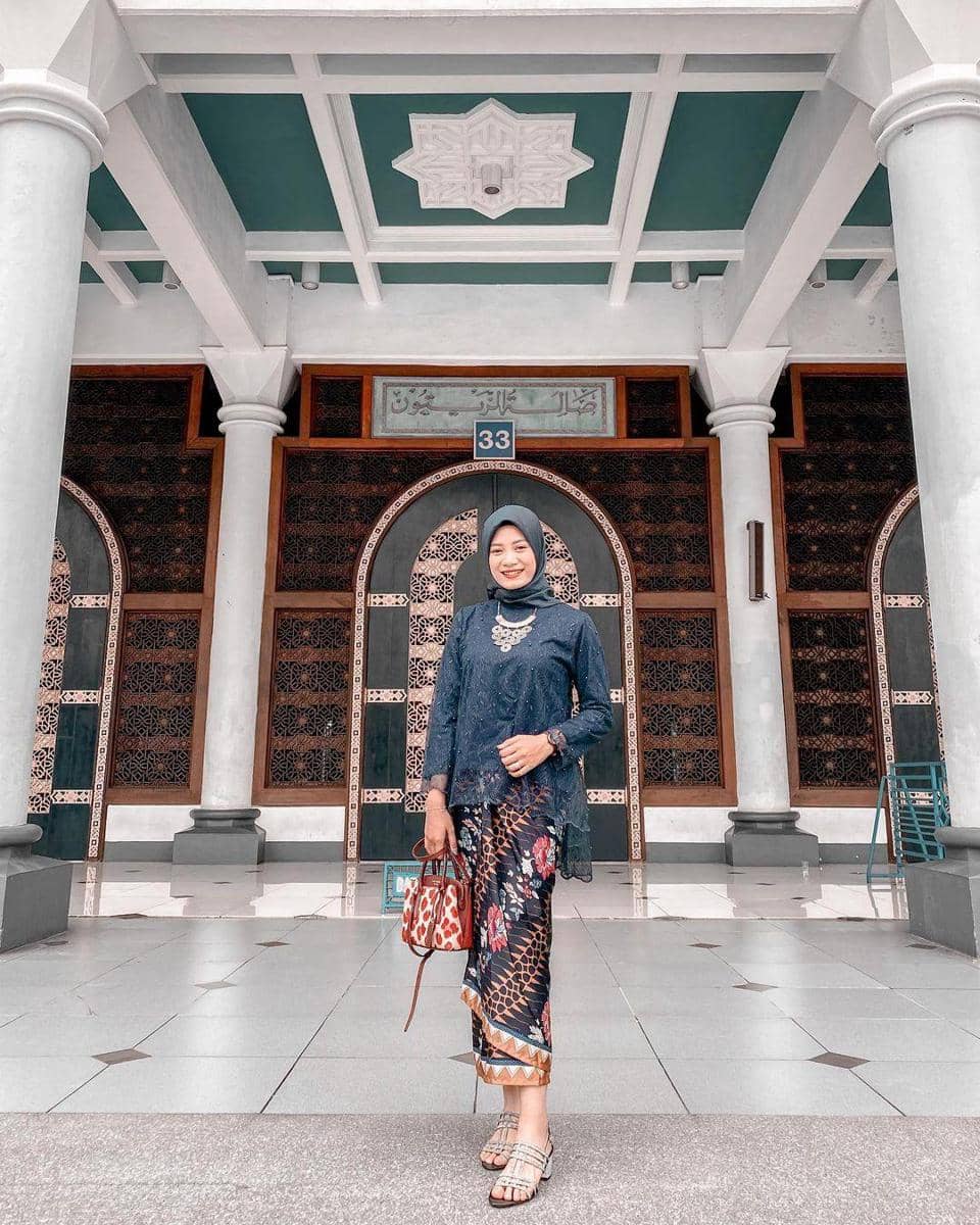 instagram.com/dianandach