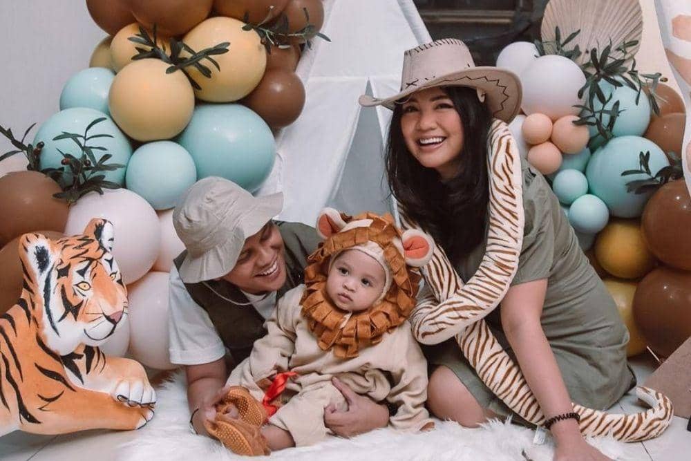 instagram.com/tiarapangestika