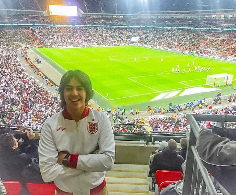 instagram.com/elelrumi