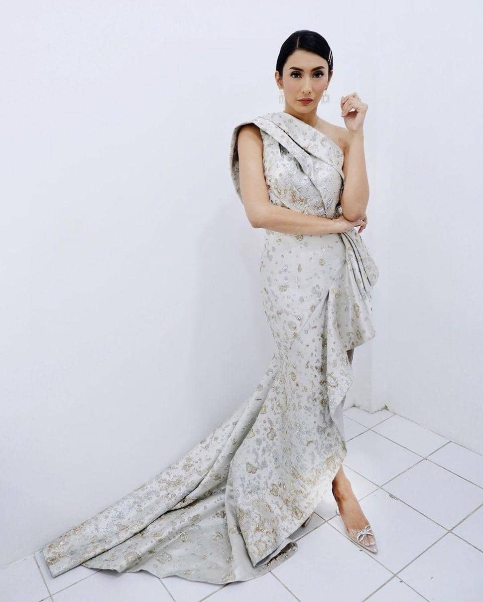 instagram.com/tyasmirasih