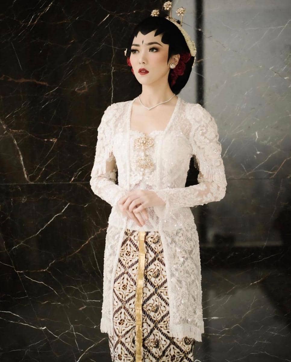 alexandra.bridestory.com