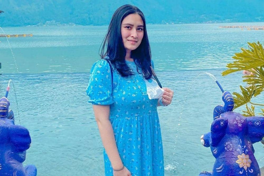 instagram.com/angbeenrishi