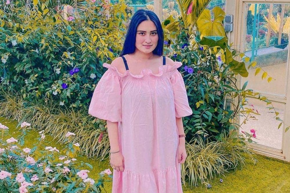 instagram.com/angbeenrishi