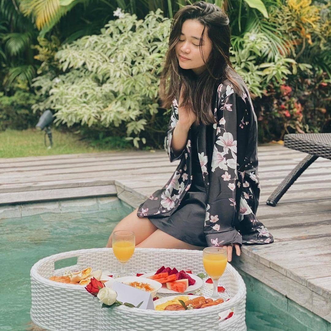 instagram.com/oliviasumargo