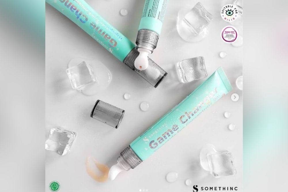 instagram.com/@somethincofficial