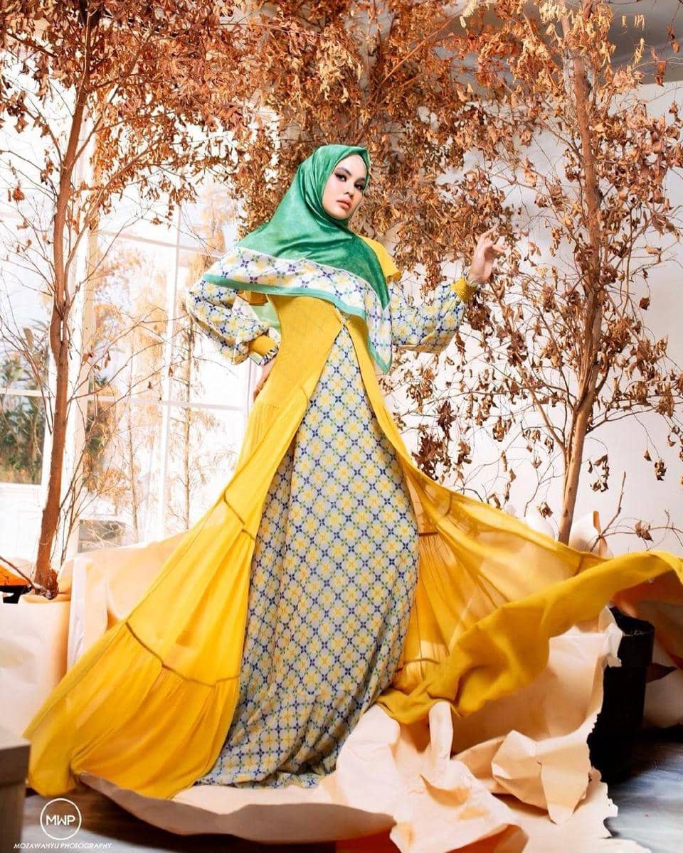 instagram.com/kartikaputriworld