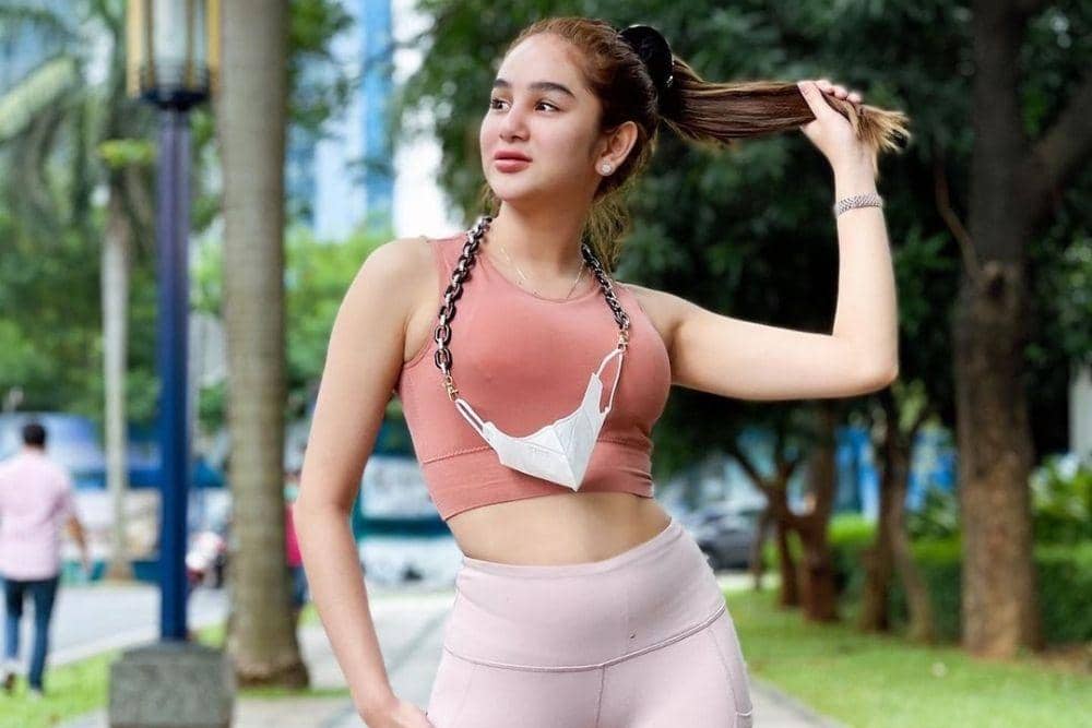 instagram.com/hanaaaast