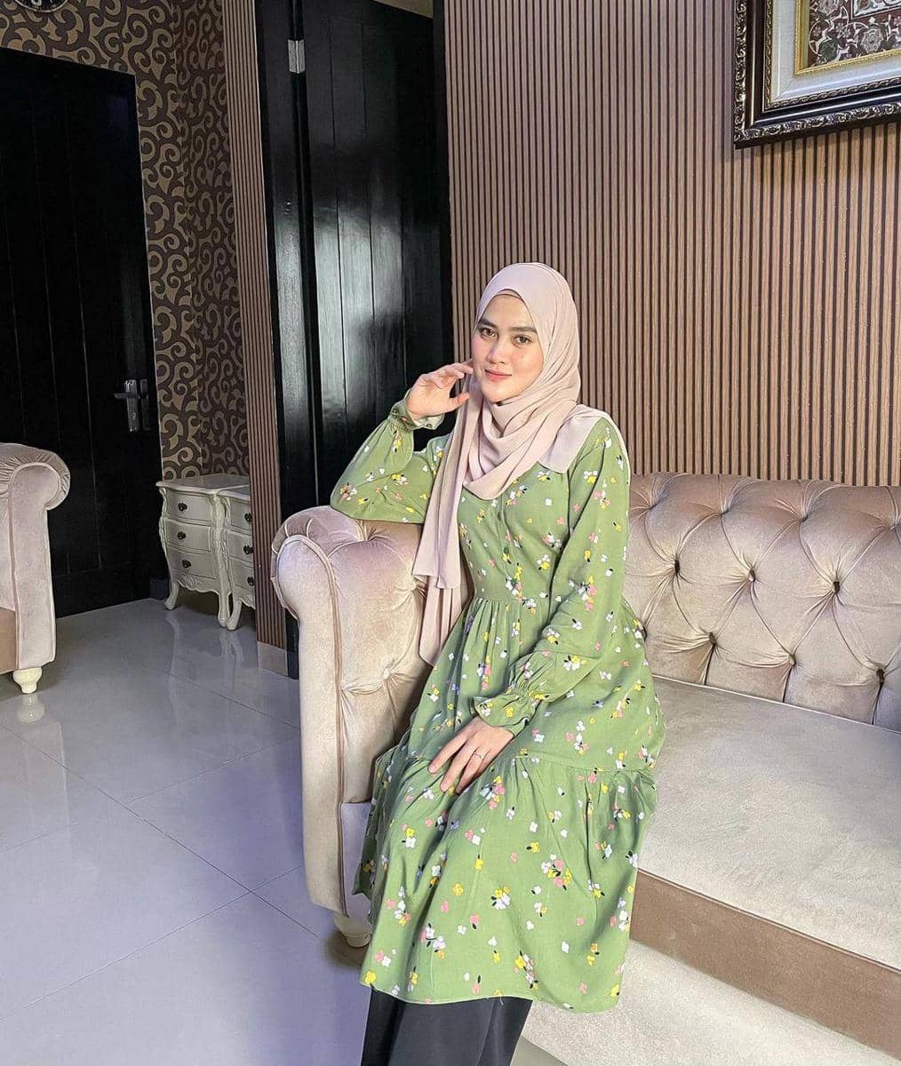 instagram.com/hennyyrahman