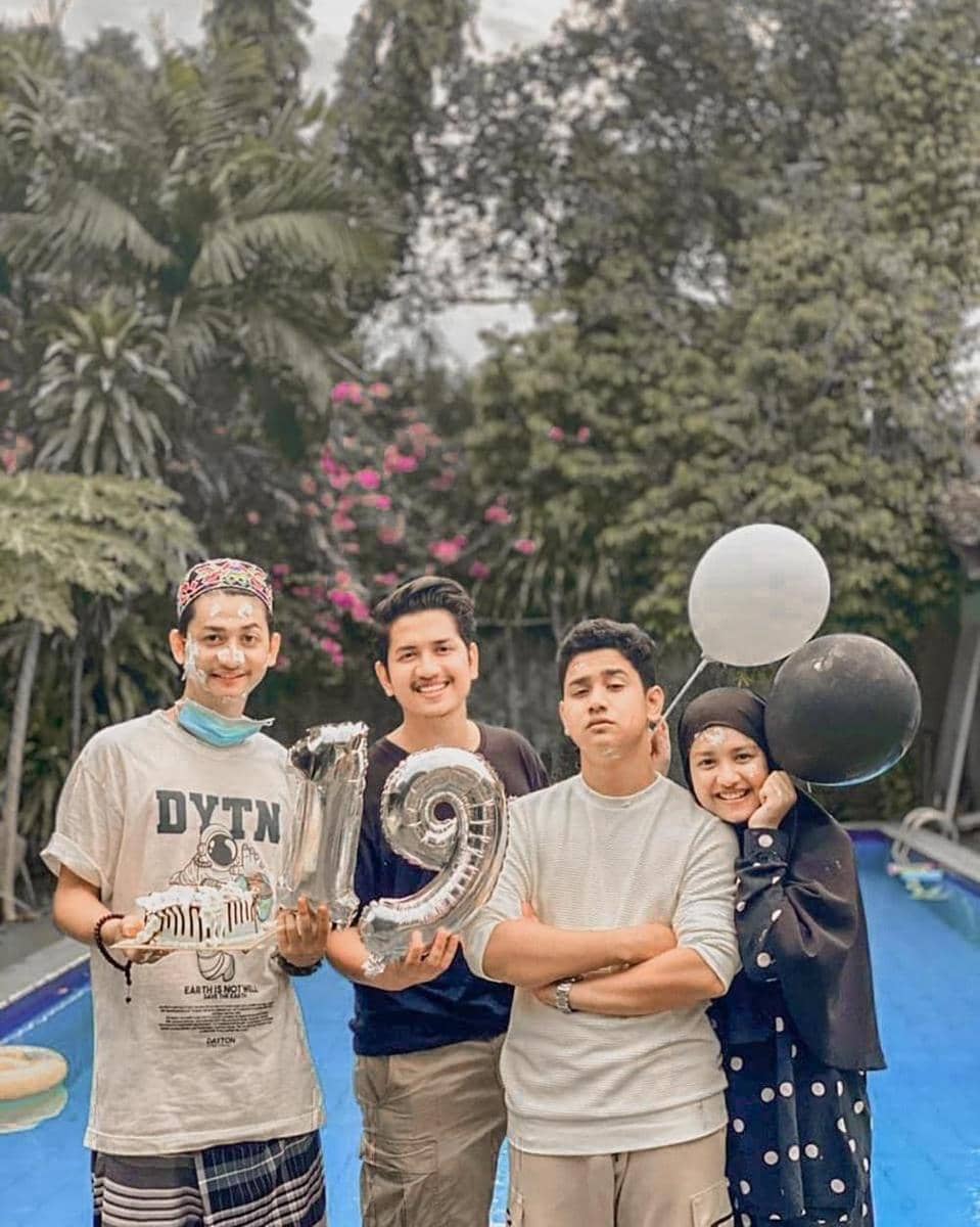 Instagram.com/hamimidaulay