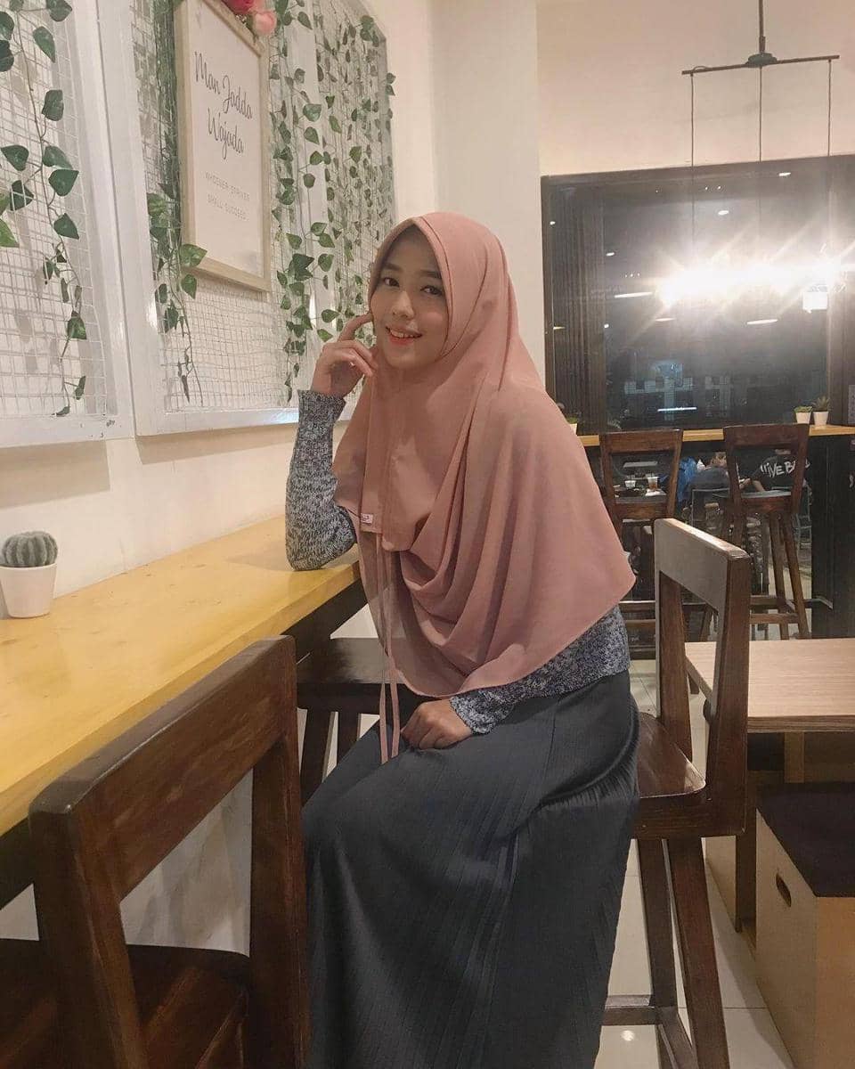 instagram.com/dena.sr15