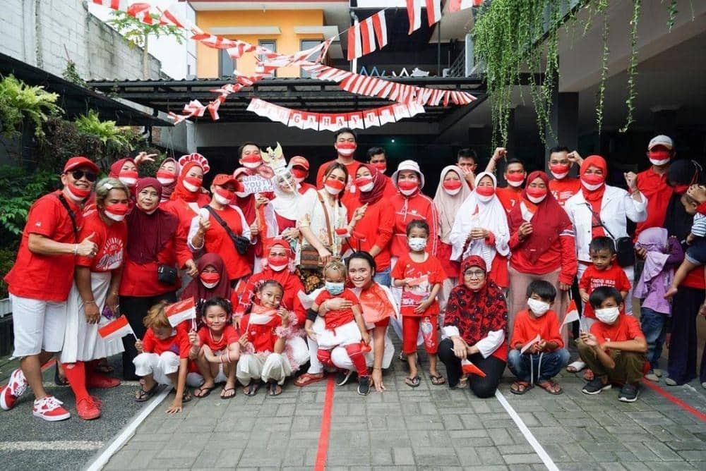 instagram.com/ayutingting92