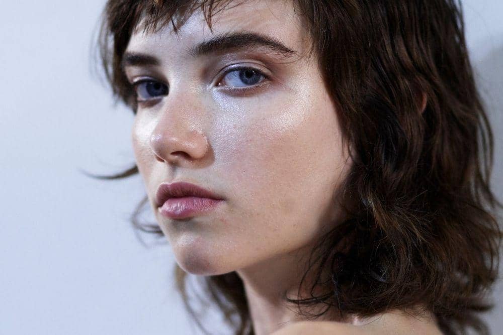 Tips Memilih Sunscreen Sesuai Jenis Kulit / teenvogue.com