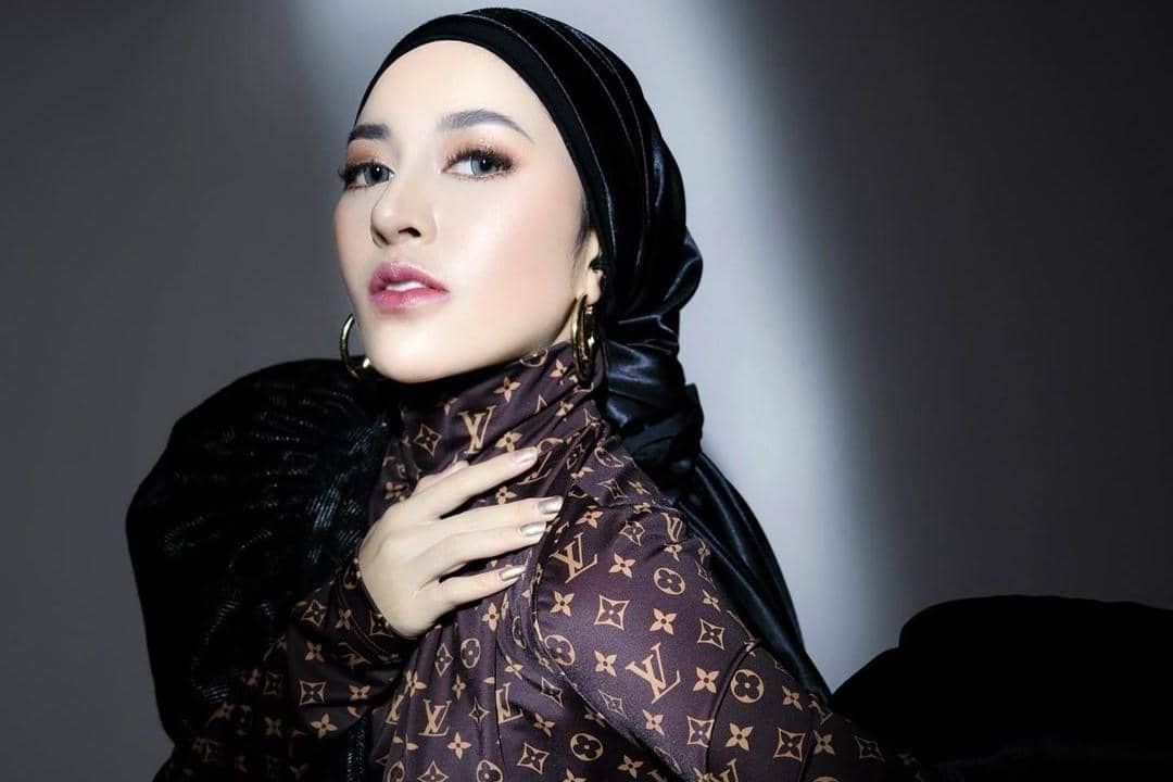 instagram.com/shandypurnamasari