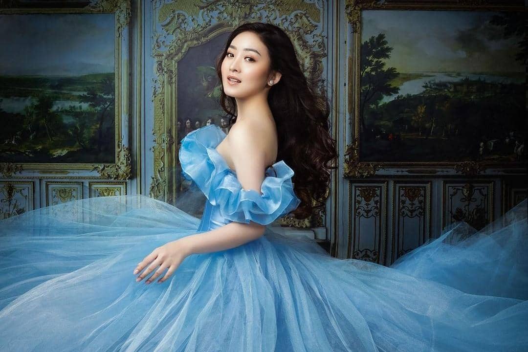 instagram.com/natashawilona12