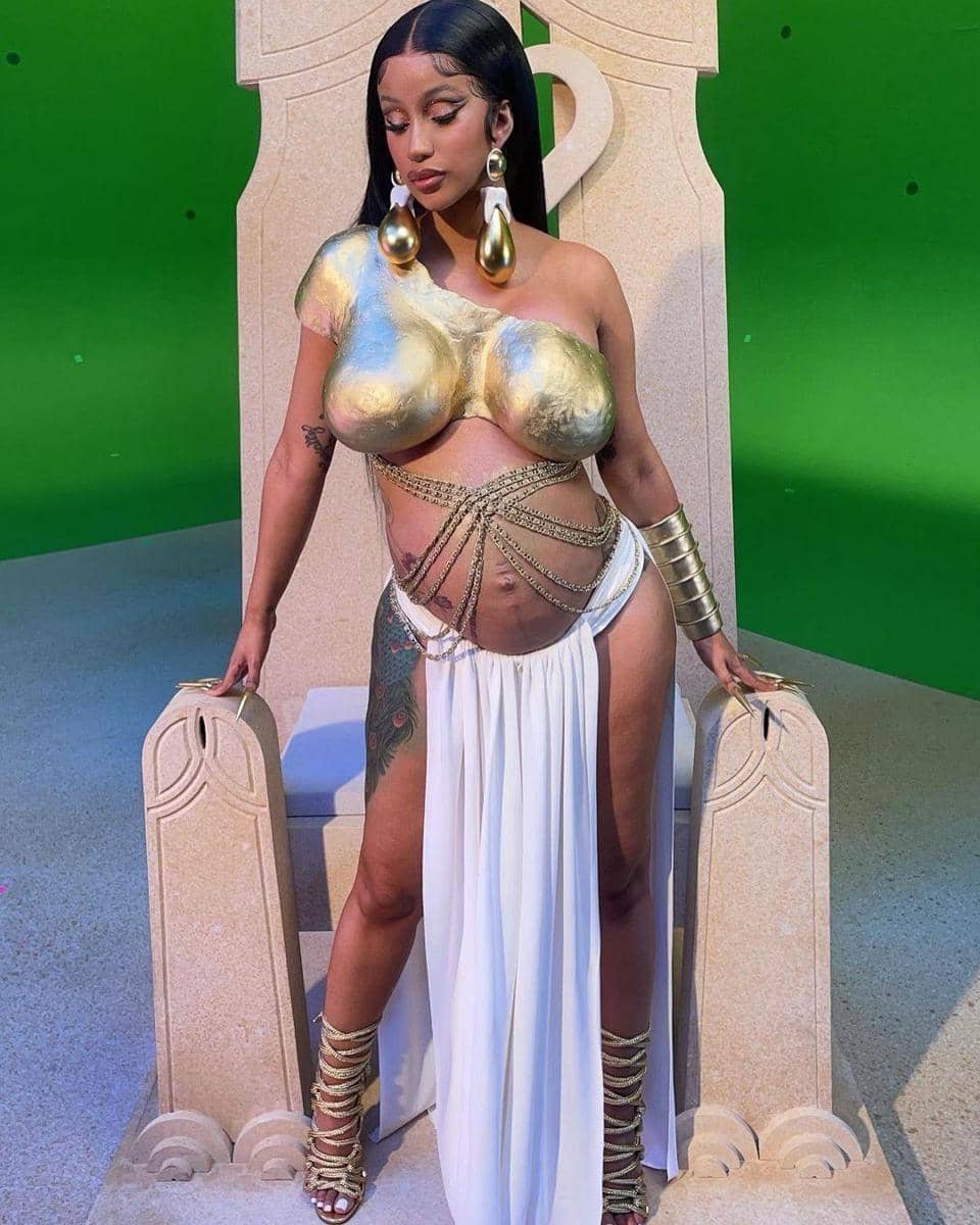 instagram.com/iamcardib