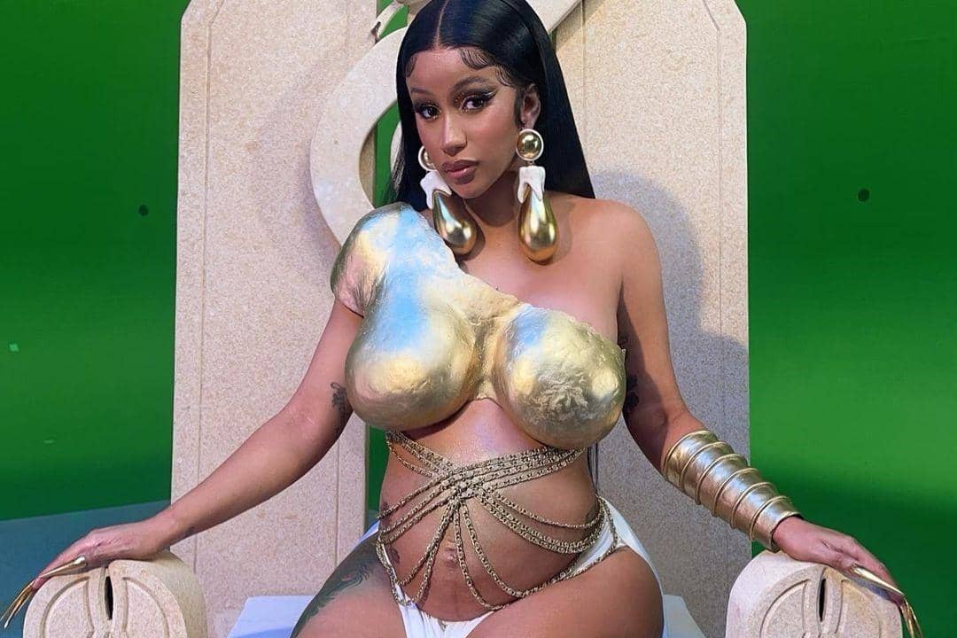 instagram.com/iamcardib