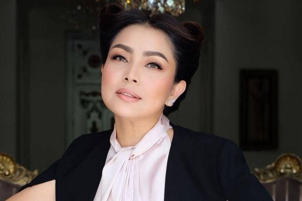 instagram.com/mayangsari_official