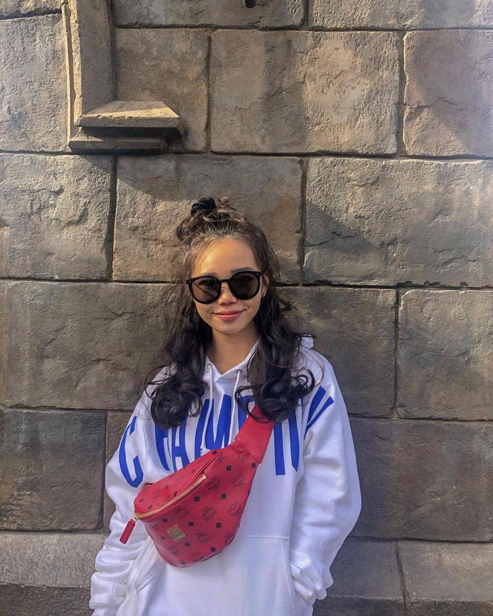 instagram.com/jesselyn.mci8