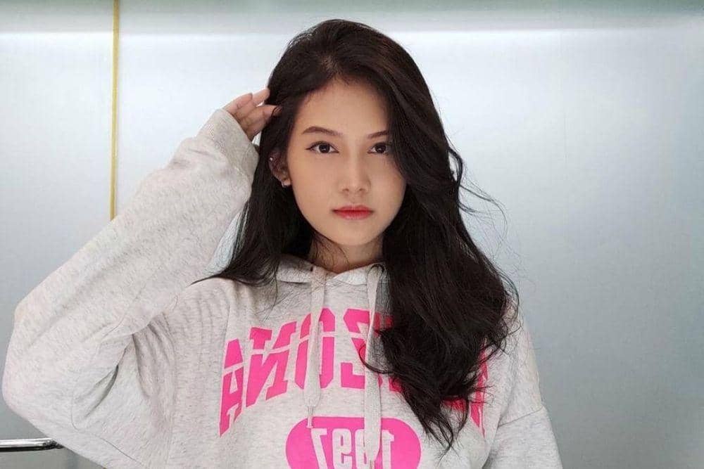 instagram.com/jkt48.chika