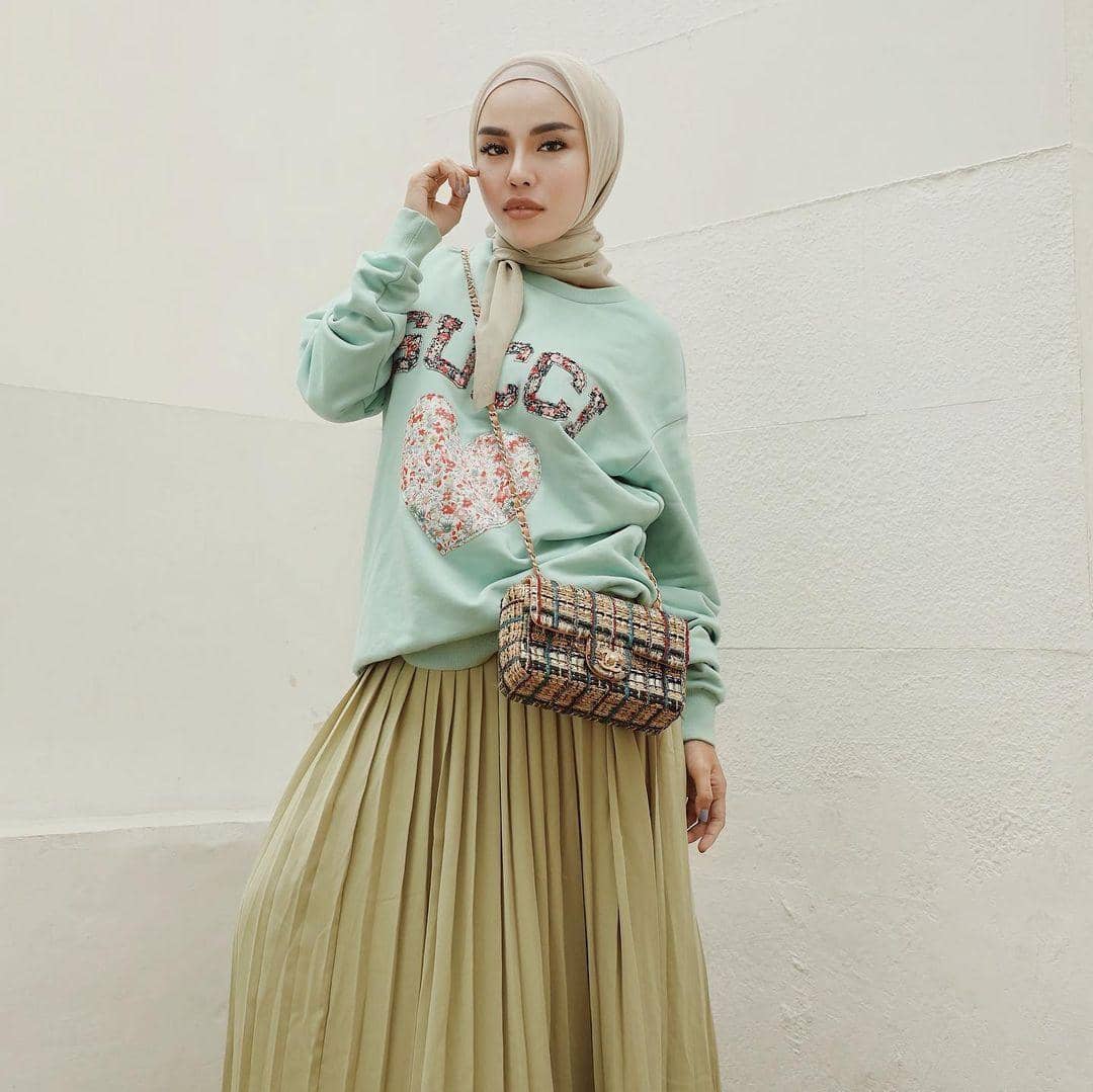 instagram.com/medinazein