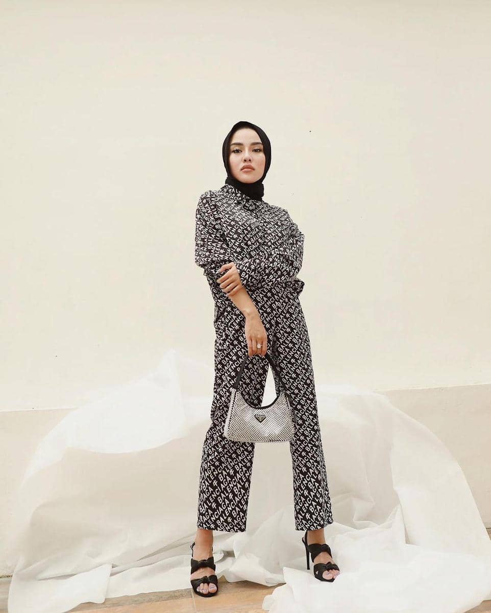 instagram.com/medinazein