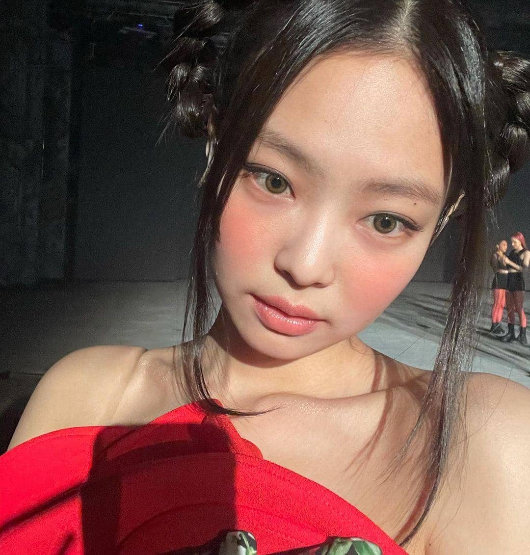 instagram.com/jennierubyjane