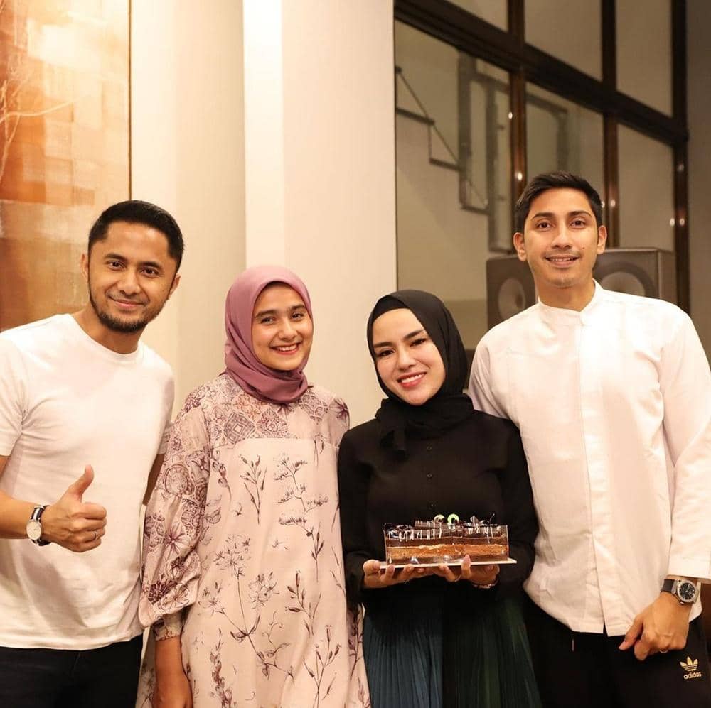 Instagram.com/medinazein