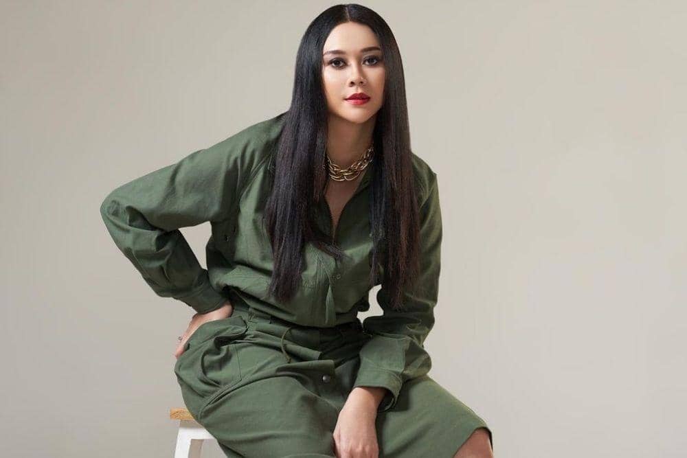 instagram.com/aurakasih