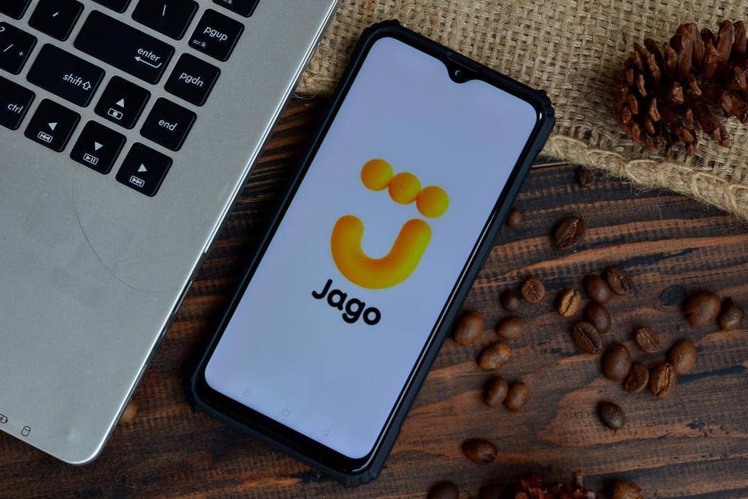 Ilustrasi aplikasi Bank Jago. (Shutterstock/farzand01)