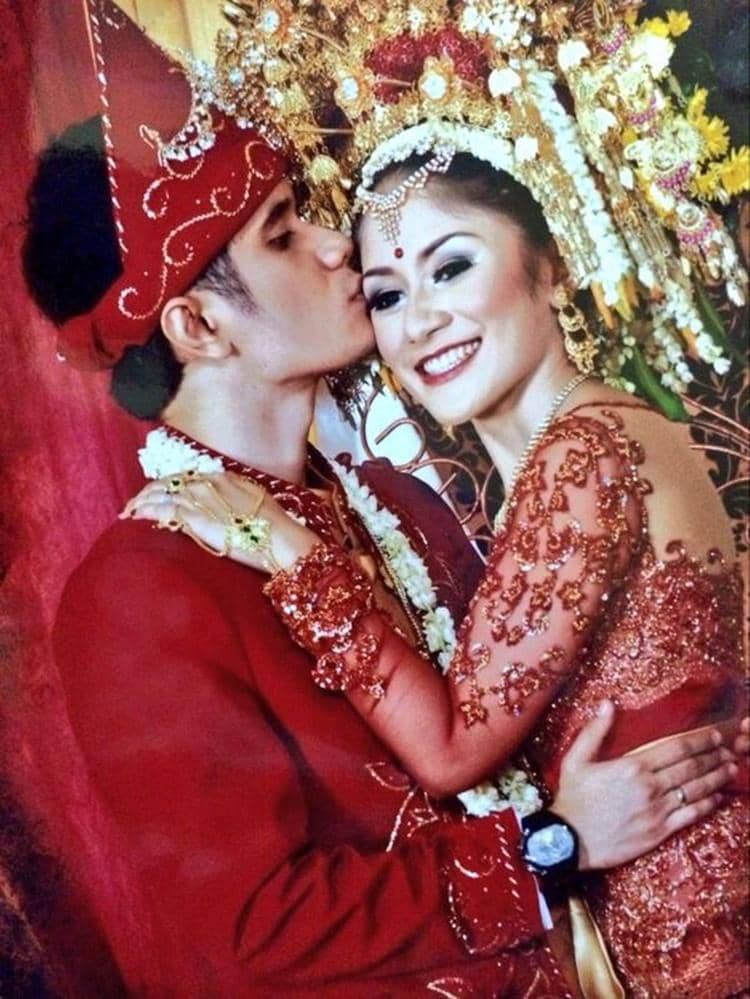 Twitter.com/ferdishasya