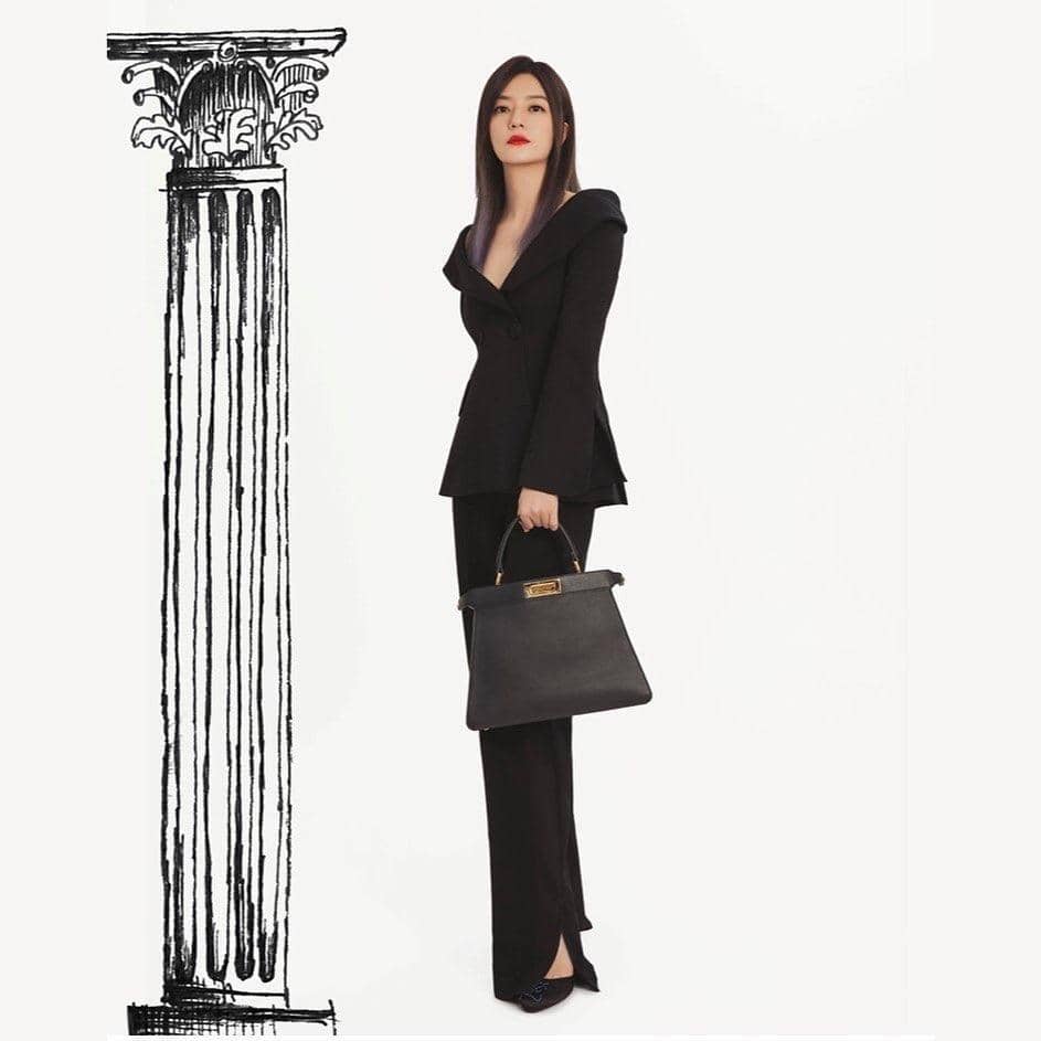 instagram.com/vicki_zhaowei