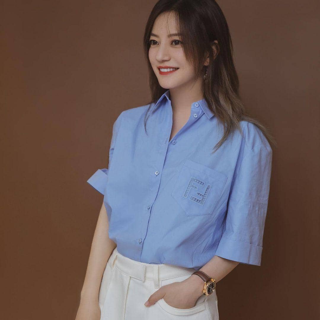 instagram.com/vicki_zhaowei