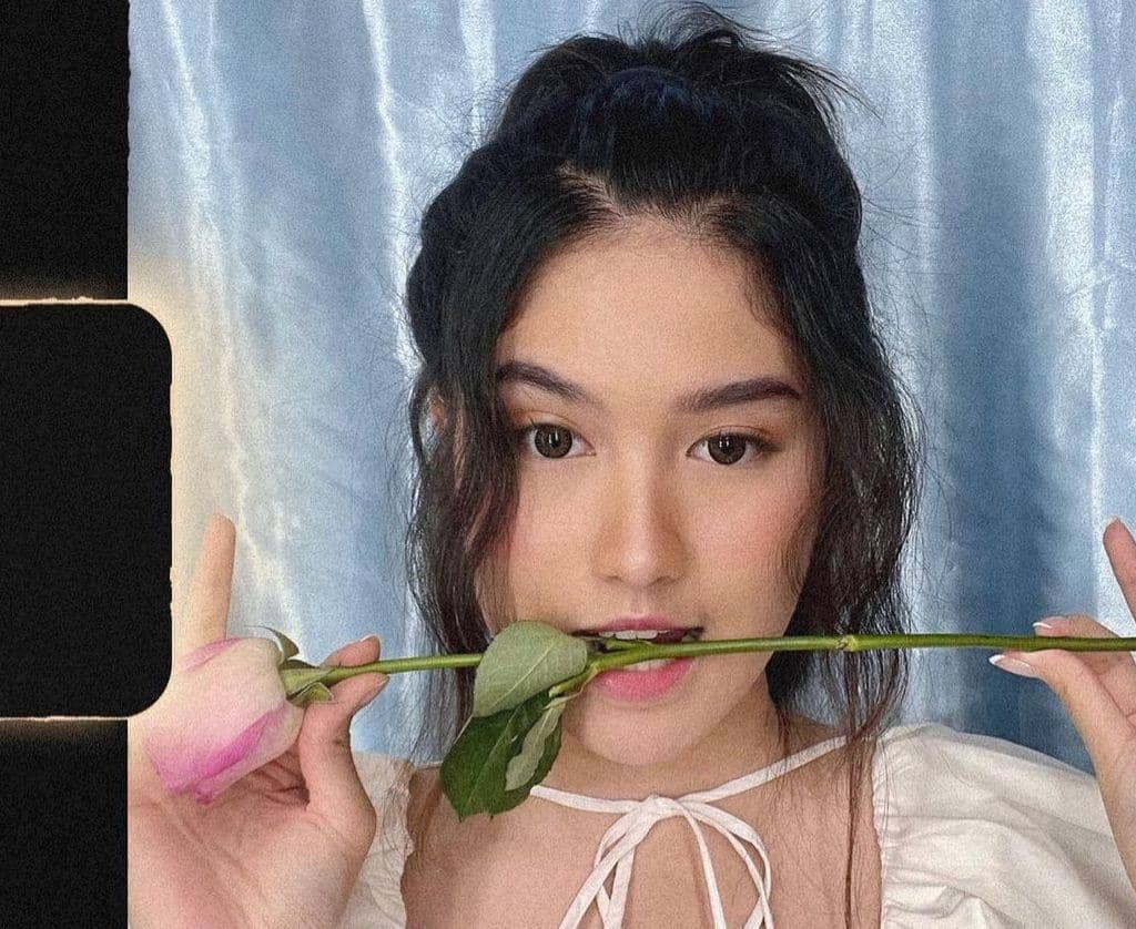 instagram.com/ochi24/