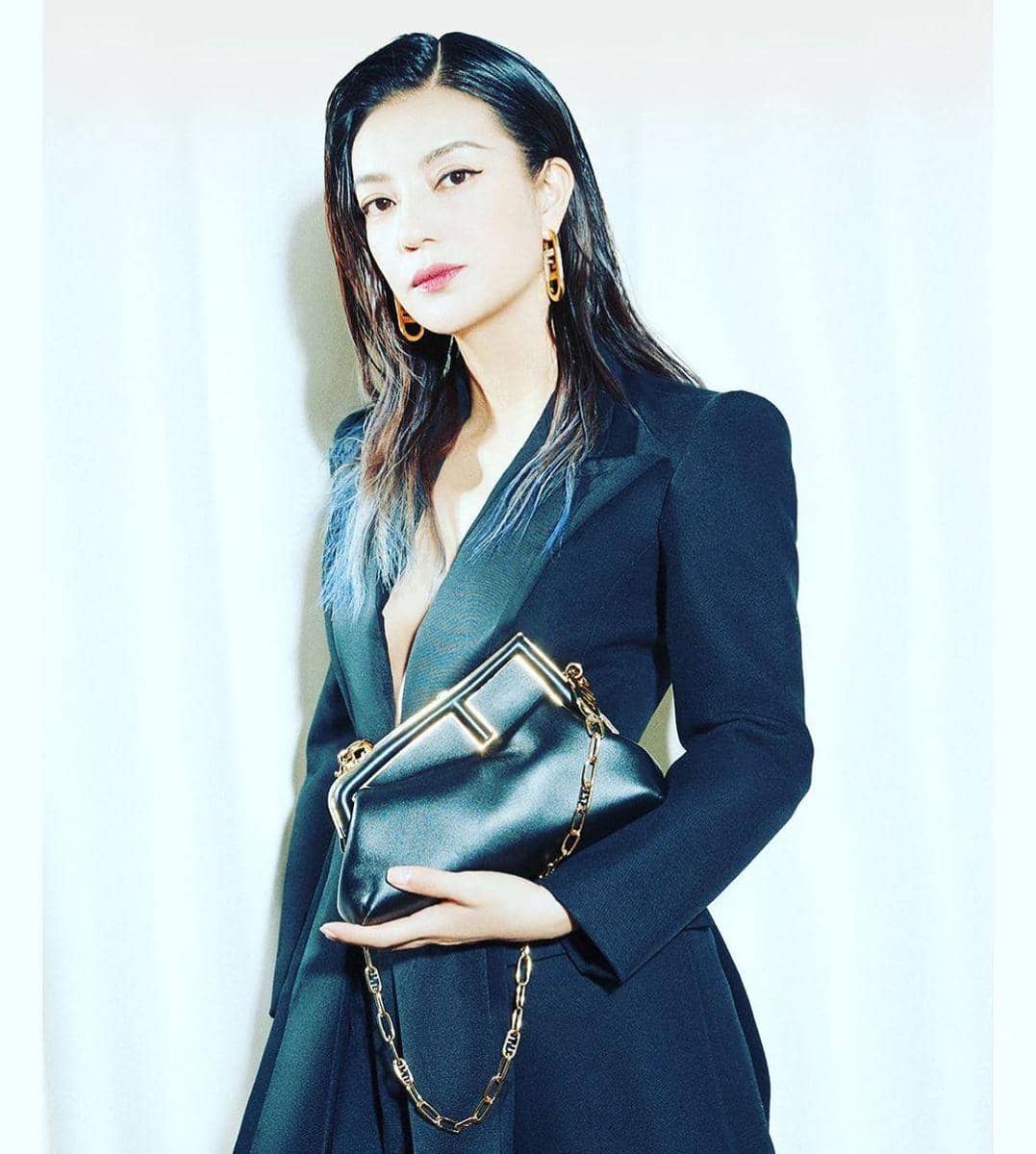 instagram.com/zhaoweiofficial