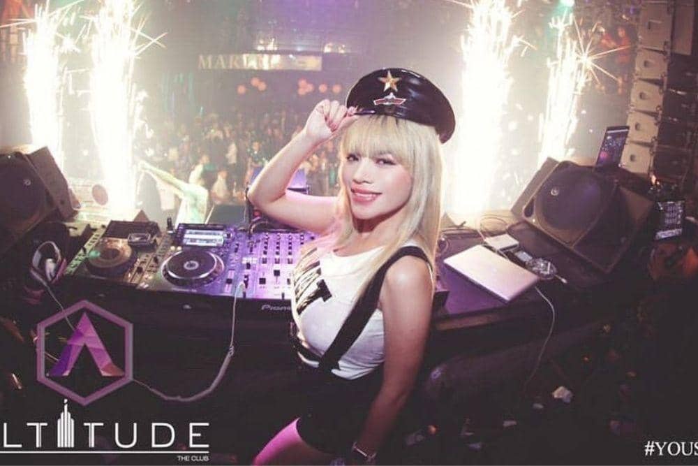 instagram.com/dinar_candy