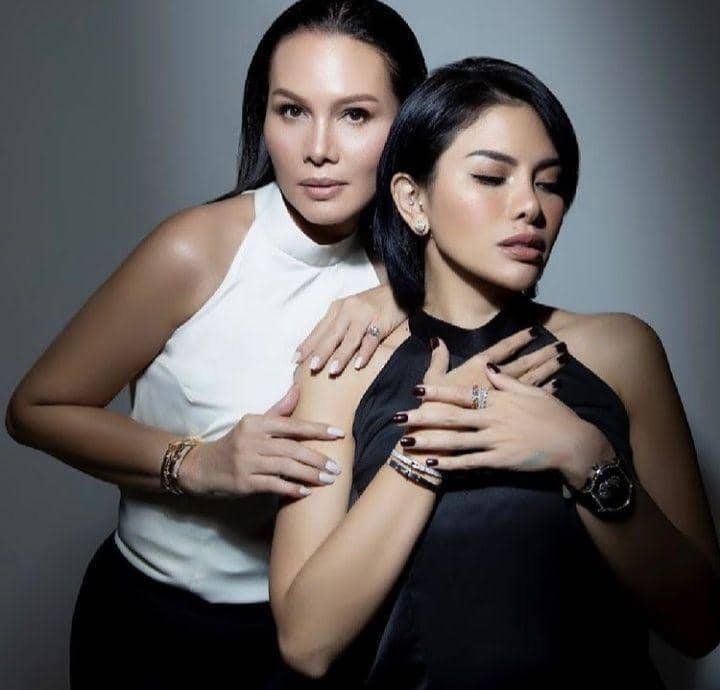 Instagram.com/fitri_salhuteru