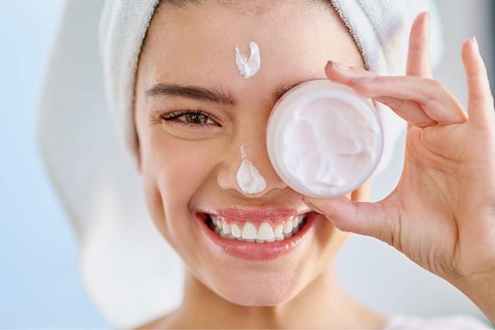 5 Tips Memilih Pelembap untuk Kamu Pemilik Kulit Sensitif 