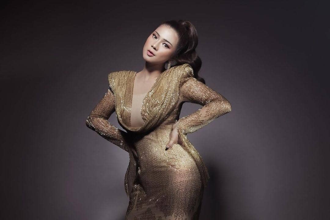 instagram.com/felicyangelista_